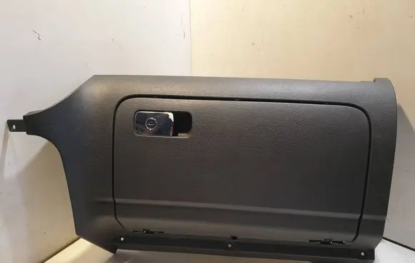 Volkswagen Golf V Glove box 1K1857290