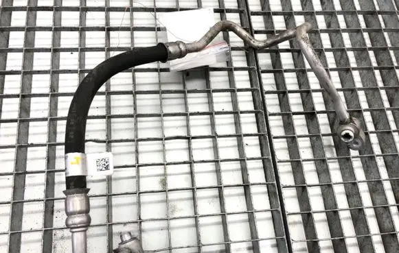 BMW X1 F48 F49 Air conditioning (A/C) pipe/hose 9209727