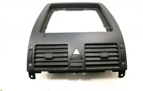Volkswagen Touran I Dash center air vent grill 1T2829728A