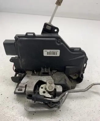 Audi A6 S6 C5 4B Front door lock 4B1837015G