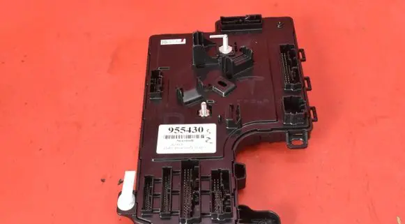 Tesla Model 3 Engine control unit/module ECU 1100340-90-H