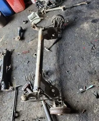 Citroen C1 Rear axle beam brak