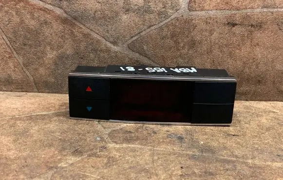 Mercedes-Benz E C207 W207 Climate control unit A2078300090