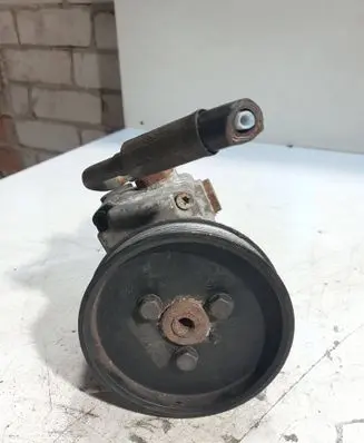 BMW 5 E60 E61 Power steering pump 678084804 7652974109