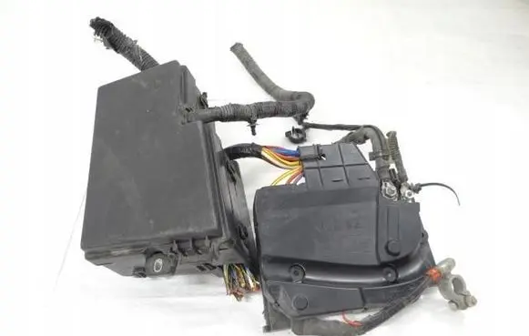 Ford Kuga II Fuse box cover GV4T14K733BMF