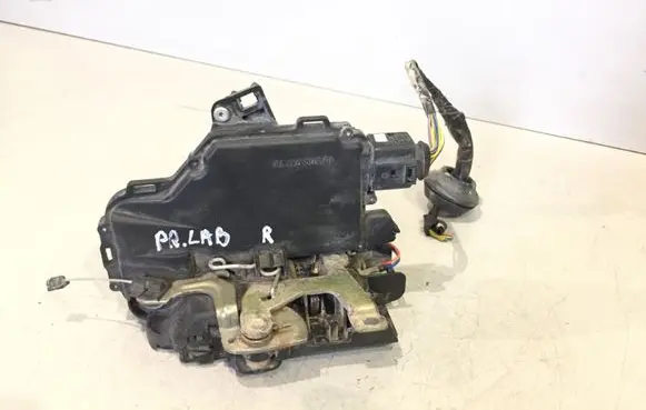 Audi A6 S6 C5 4B Front door lock 1J0973714