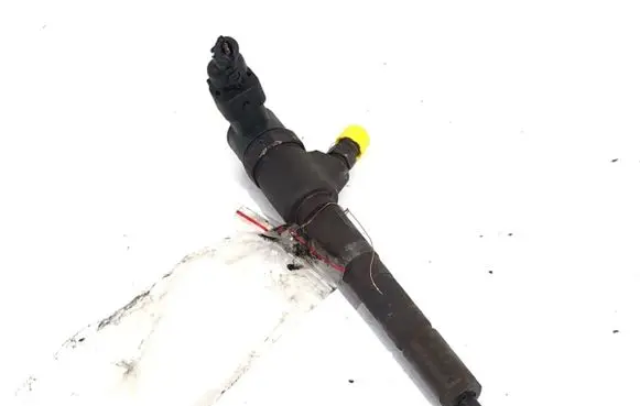 Opel Corsa D Fuel injectors set 0445110183