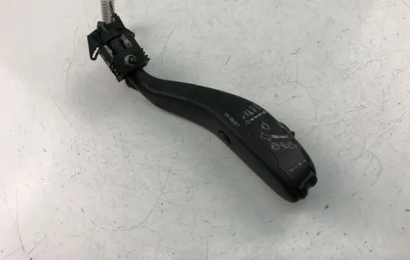 Seat Ibiza IV (6J,6P) Indicator stalk 10076802