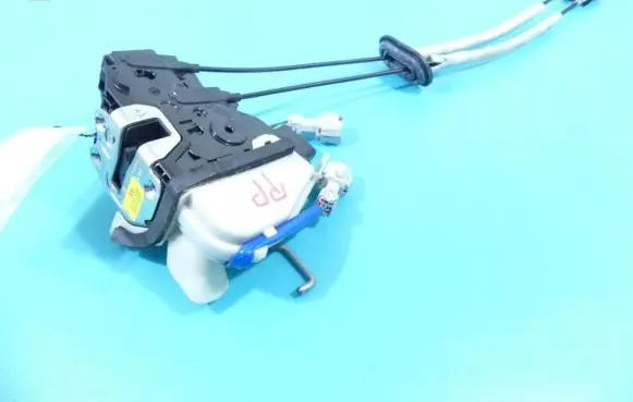 KIA Optima Front door lock 81320-D4010GLZ IMPRK1343610