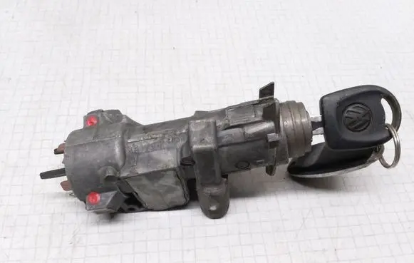 Audi A3 S3 8L Ignition lock 4B0905851B