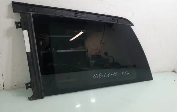 Mercedes-Benz GL X164 Rear side window