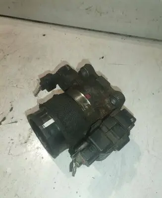 Lexus IS 220D-250-350 Throttle valve