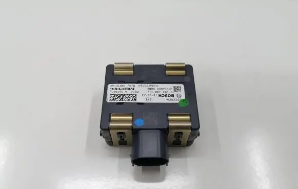 Jeep Renegade Distronic sensor radar 39R06800