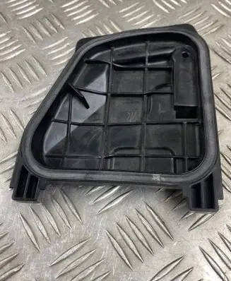 Headlight/headlamp dust cover