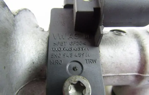 Volkswagen PASSAT CC Master brake cylinder 3C1611301