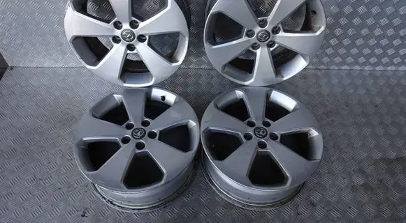 Opel Mokka R17 alloy rim 95886384
