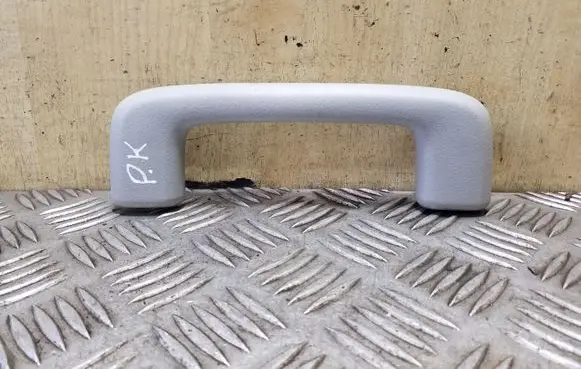 Mitsubishi Outlander Front interior roof grab handle