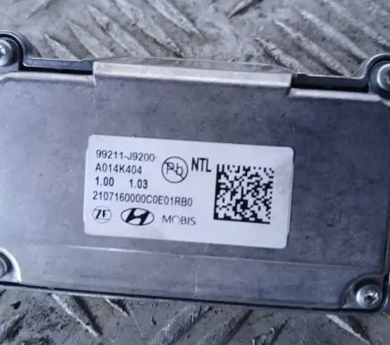 Hyundai Kona I Windshield/windscreen camera 99211-J9200