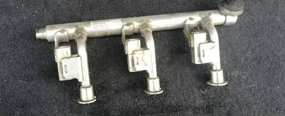 Ford Fiesta Fuel main line pipe CM5G9H487HB 0900154816 0261555132