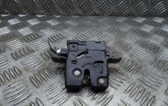 Renault Laguna II Tailgate/trunk/boot lock/catch/latch 8200257615C