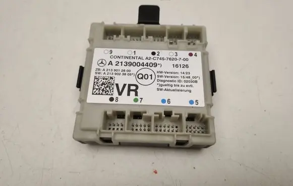 Mercedes-Benz E W213 Door control unit/module A2139004409