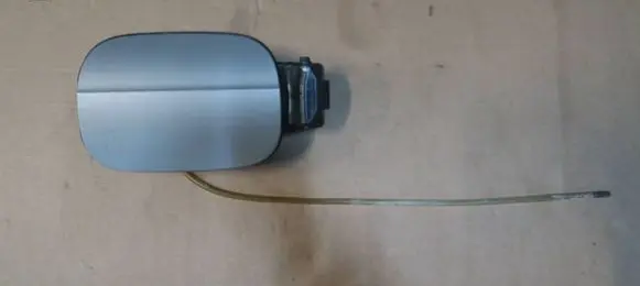 Skoda Octavia Mk3 (5E) Fuel tank cap 5E0809702B 5E0809702C