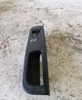 Volkswagen PASSAT B5.5 Electric window control switch