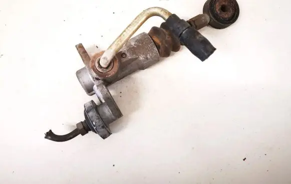 Clutch master cylinder