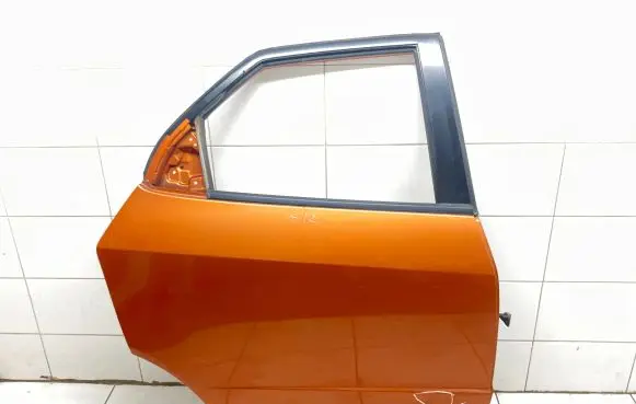 Honda Civic Rear door