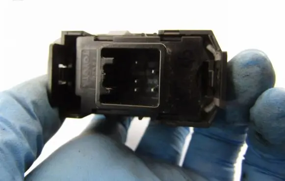 Toyota Corolla Verso AR10 Electric window control switch 54035228