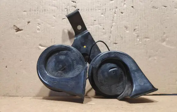 Peugeot 308 Horn signal 9657476680