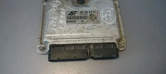 Volkswagen Sharan Engine control unit/module 038906019FA 0281010629