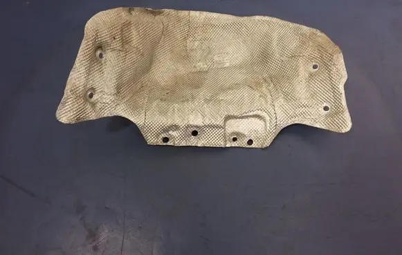 Audi A8 S8 D4 4H Exhaust heat shield 4H0825621C