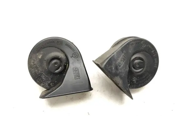 Mazda Tribute Horn signal E30055306