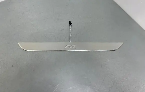 Seat Leon IV Front sill trim cover 5FA947417A