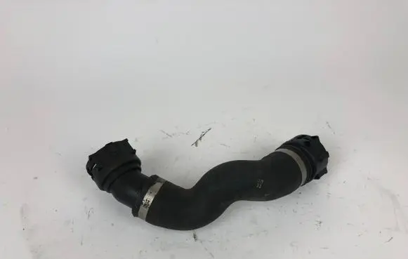 BMW 5 F10 F11 Engine coolant pipe/hose 8511928