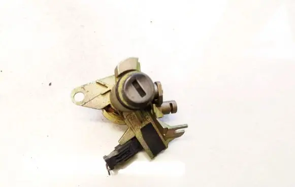 Audi A4 S4 B6 8E 8H Tailgate exterior lock 8e0827573
