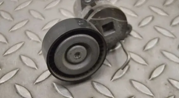 Ford Fiesta Generator/alternator belt tensioner CM5Q6A228BA