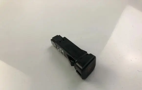 Volvo V60 Hazard light switch 9123681