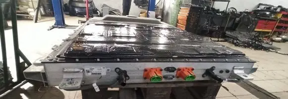 Renault 5 E-Tech Hybrid / electric car battery 295100490R
