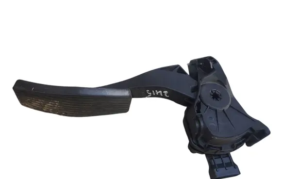 Opel Insignia A Accelerator throttle pedal 13237352 6PV00976500