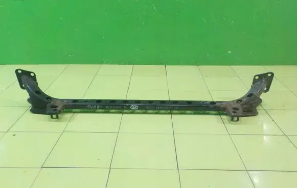 Opel Insignia B Front bumper support beam 