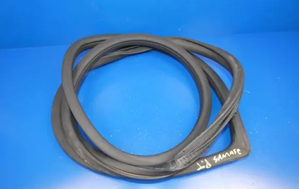Hyundai Grand Santa Fe NC Rubber seal rear door 