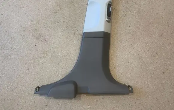 Hyundai Ioniq 5 (B) pillar trim (bottom) 85846GI100 97065GI000