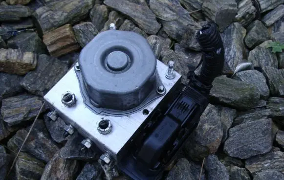 Toyota Aygo AB40 ABS Pump 44540-0H100