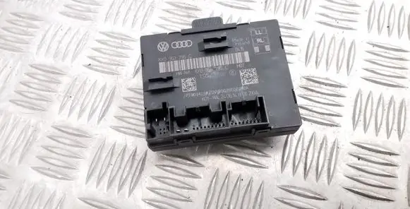 Audi Q3 8U Door control unit/module 8X0959795C