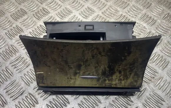 Mercedes-Benz E W211 Car ashtray A2118101330Q16