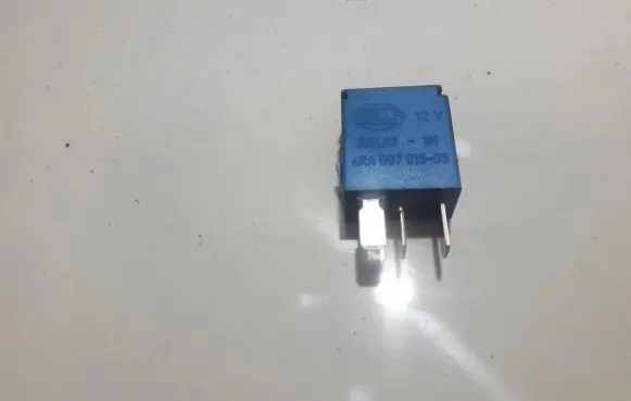 Nissan Almera N16 Other relay 252309F920 4RA007813-03