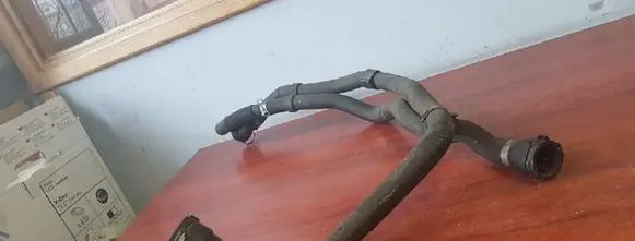 BMW 1 E81 E87 Engine coolant pipe/hose 9124076