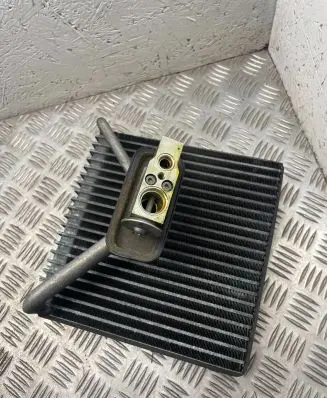 Air conditioning (A/C) radiator (interior)
